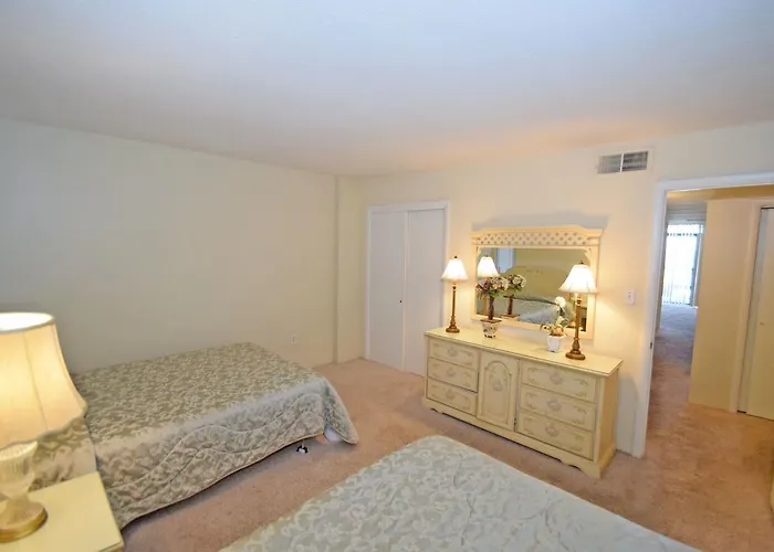 Fountainhead 702 Apartment