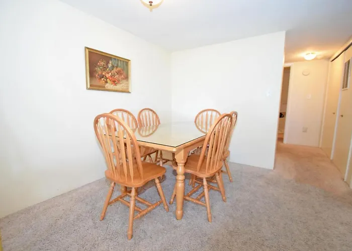 Fountainhead 702 Apartment *