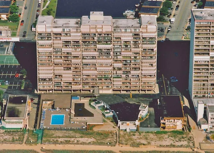 Fountainhead 702 *